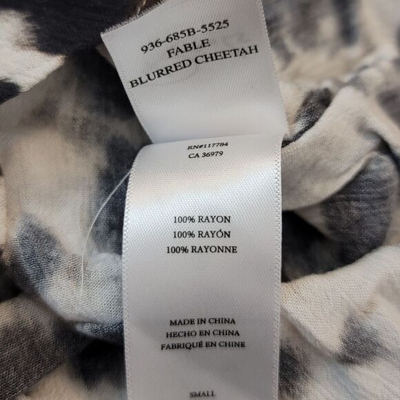 Rails Fable Blurred Cheetah Chiffon V-Neck Top Flowy Sleeves Size Small - Picture 3 of 12